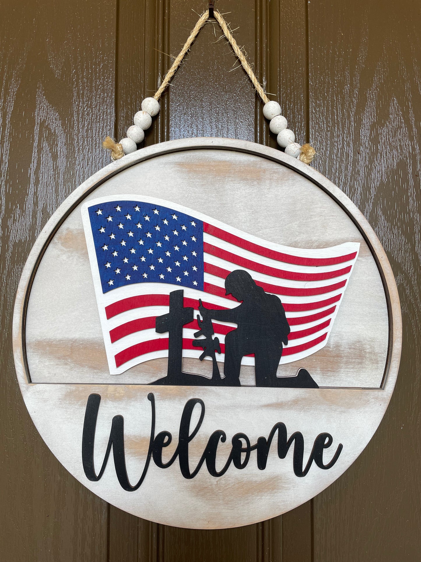 Kneeling Soldier with American Flag Insert for Welcome Sign