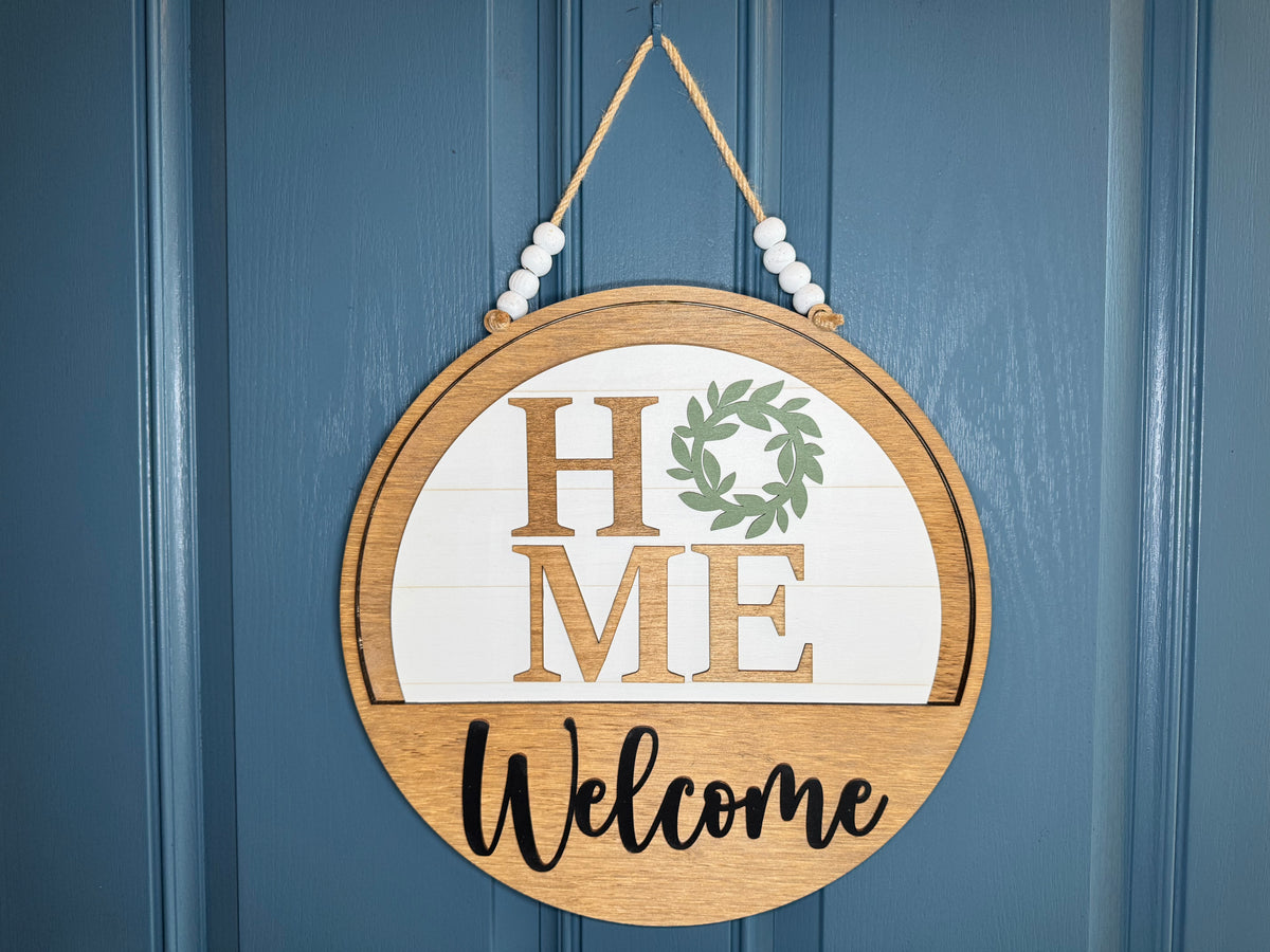 Home with Green Wreath Insert for Welcome Sign